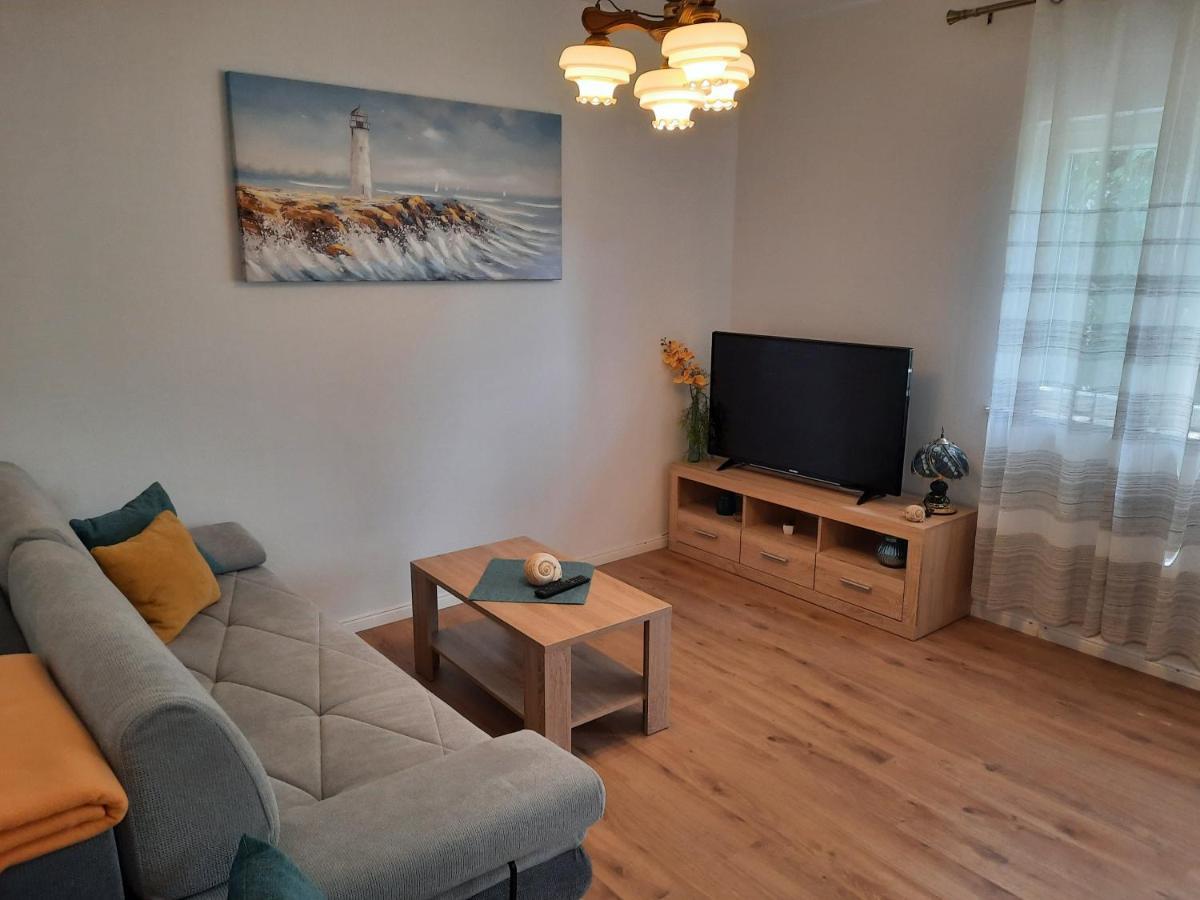 Apartmani Marta Marina Buitenkant foto