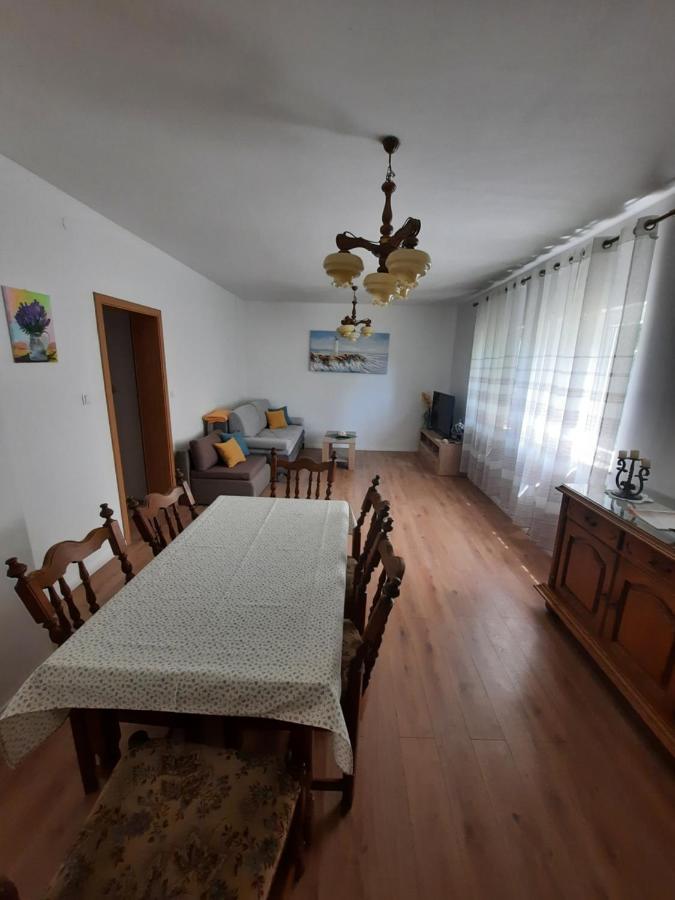 Apartmani Marta Marina Buitenkant foto