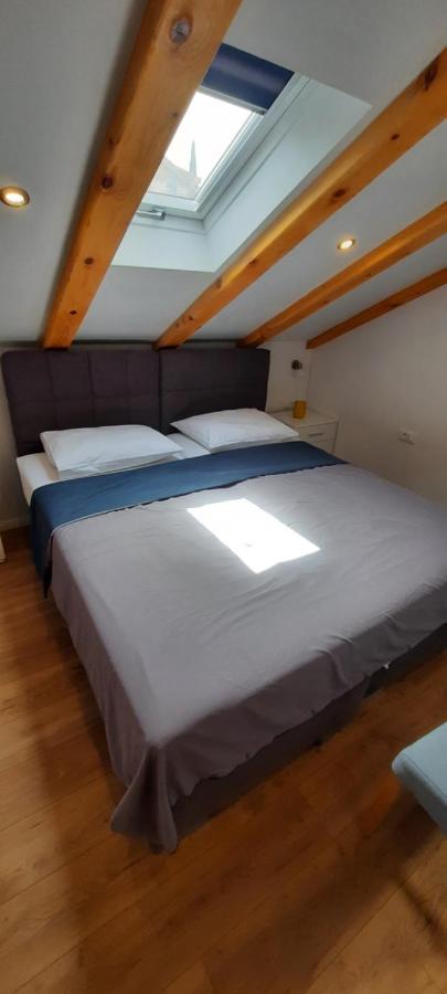 Apartmani Marta Marina Buitenkant foto