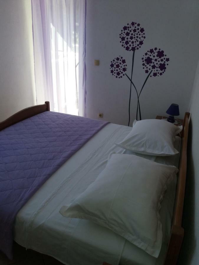 Apartmani Marta Marina Buitenkant foto